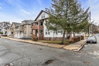 32-34 Magnolia St 2, Lawrence, MA 01841
