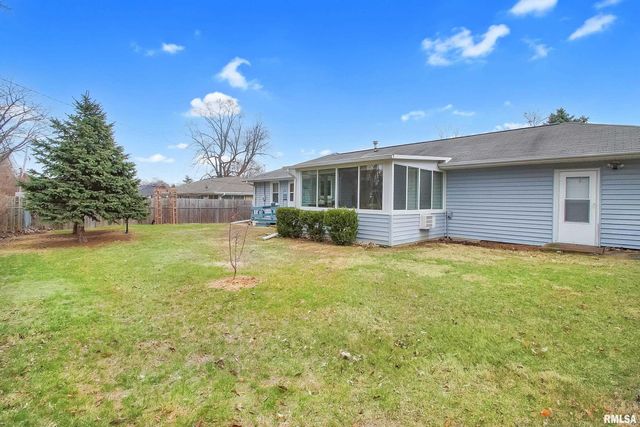 1419 W SUNNYVIEW Drive, Peoria, IL 61614