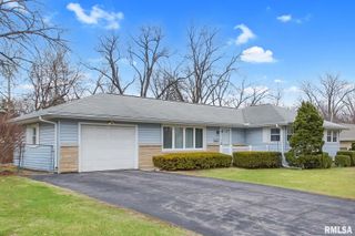 1419 W SUNNYVIEW Drive, Peoria, IL 61614