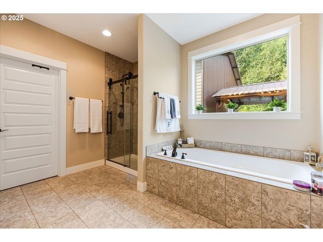 45632 Nw MEAD Way, Banks, OR 97106