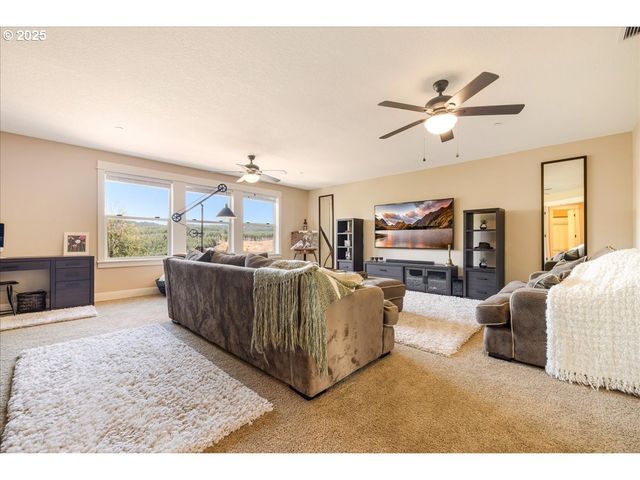 45632 Nw MEAD Way, Banks, OR 97106