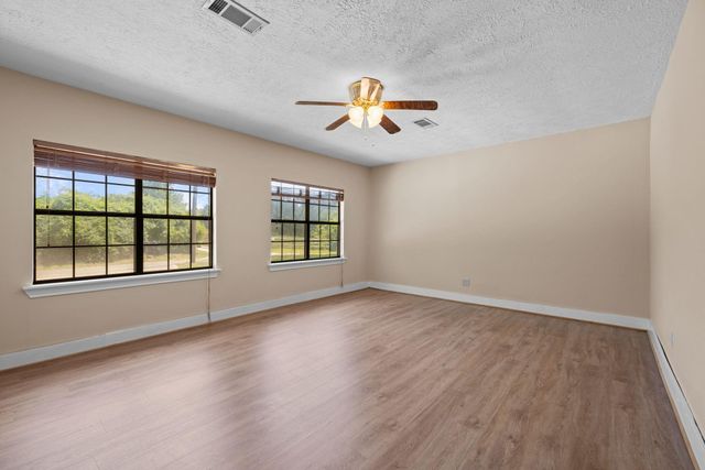 624 Morrison Drive, Livingston, TX 77351