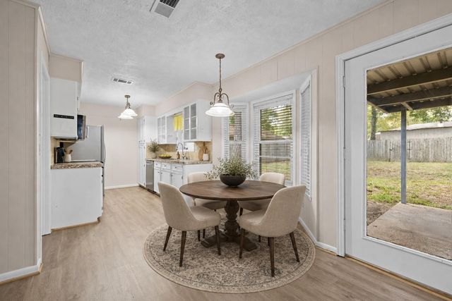 624 Morrison Drive, Livingston, TX 77351