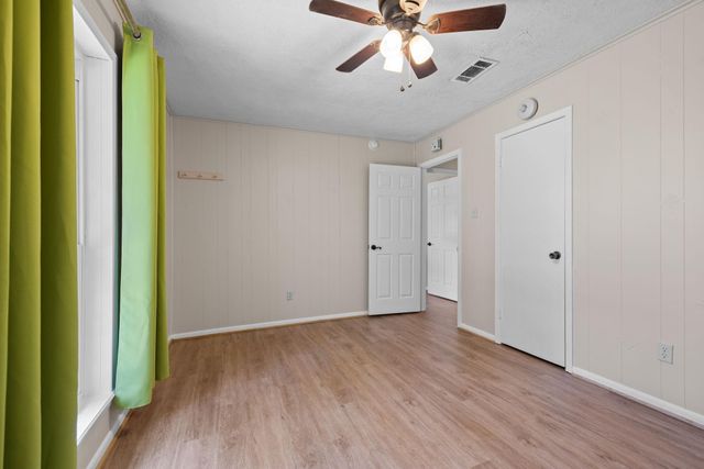 624 Morrison Drive, Livingston, TX 77351