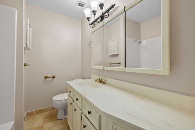624 Morrison Drive, Livingston, TX 77351