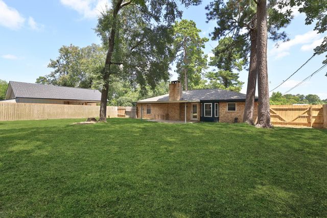624 Morrison Drive, Livingston, TX 77351
