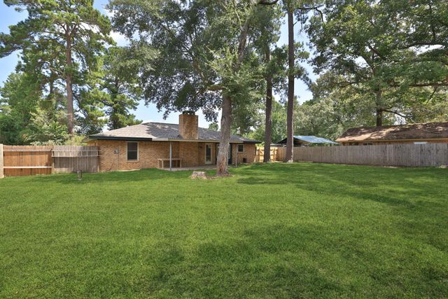 624 Morrison Drive, Livingston, TX 77351
