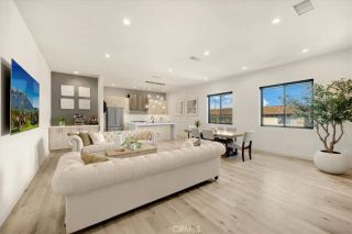 756 W 19th Street B, Costa Mesa, CA 92627