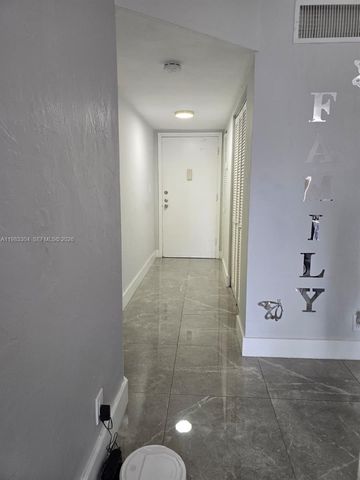 13715 Kendale Lakes Cir A-308, Miami, FL 33183