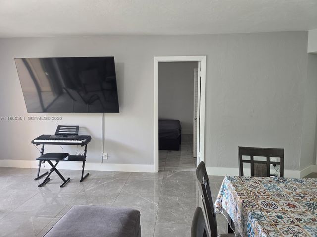 13715 Kendale Lakes Cir A-308, Miami, FL 33183