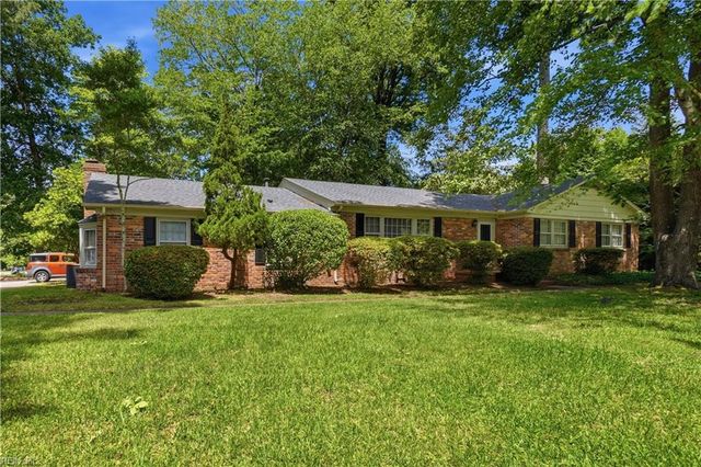 533 Kings Grant RD, Virginia Beach, VA 23452