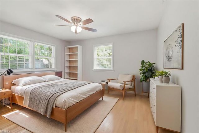 533 Kings Grant RD, Virginia Beach, VA 23452