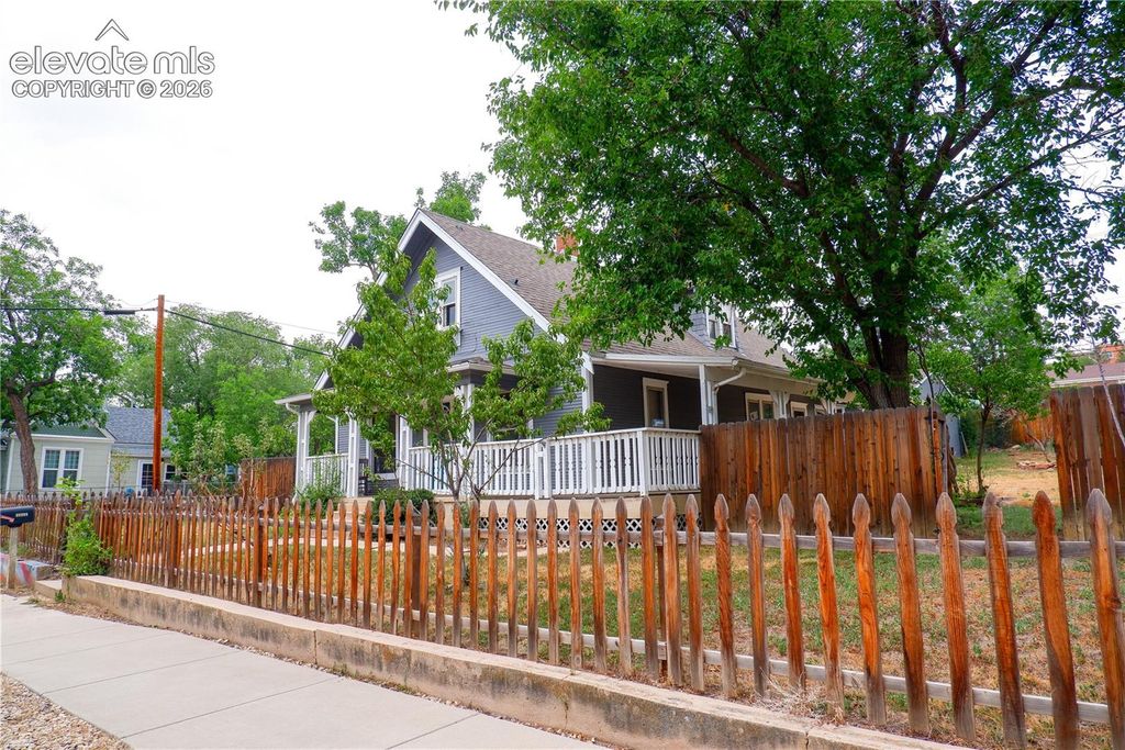 2038 Armstrong Avenue, Colorado Springs, CO 80904 — photo 3
