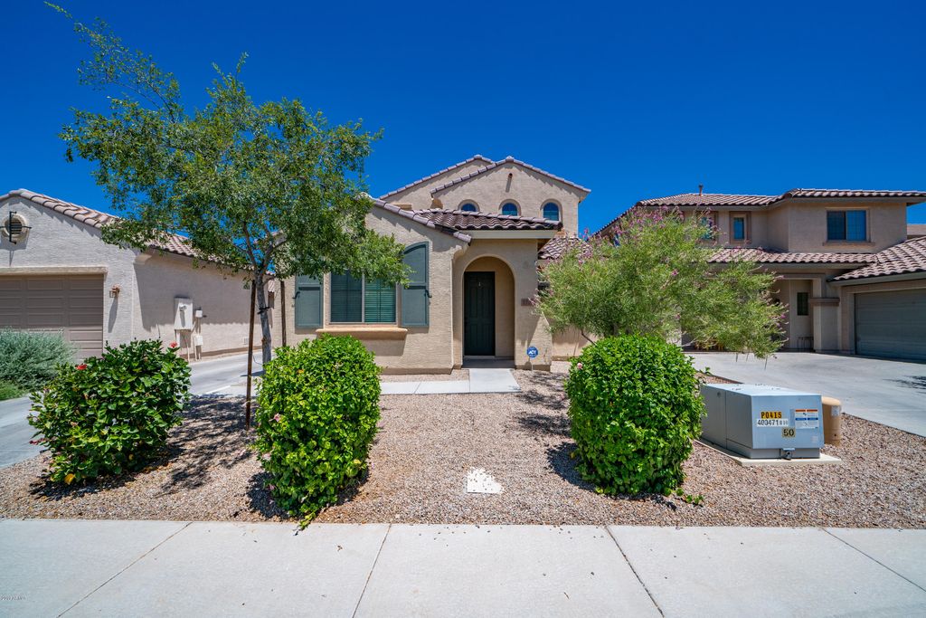 1774 W Pelican Drive, Chandler, AZ 85286