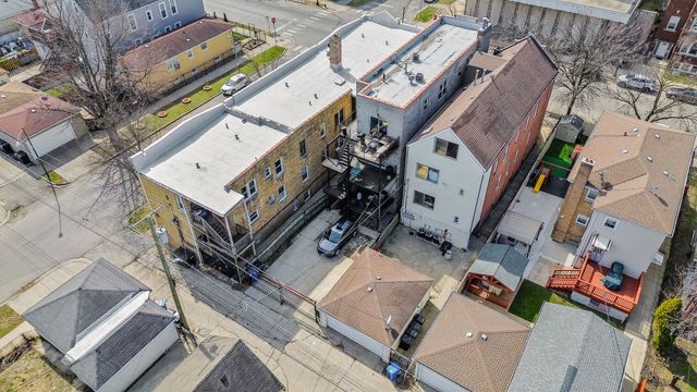 2305 N AUSTIN Avenue 3, Chicago, IL 60639