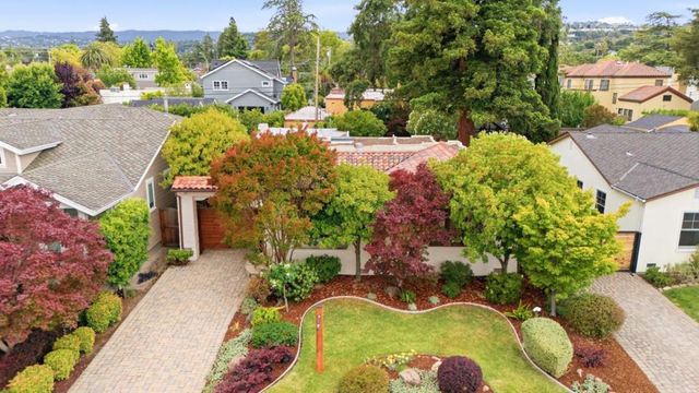 1022 Walnut Street, San Carlos, CA 94070