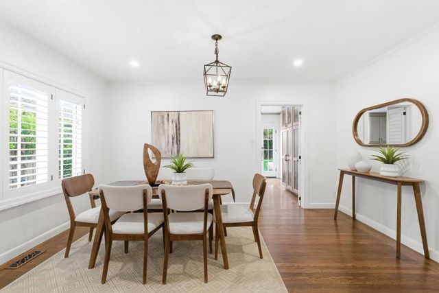 1022 Walnut Street, San Carlos, CA 94070