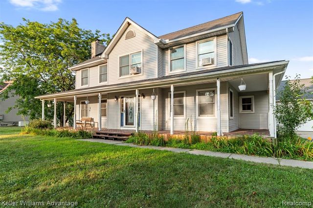 22627 Otter Road, New Boston, MI 48164