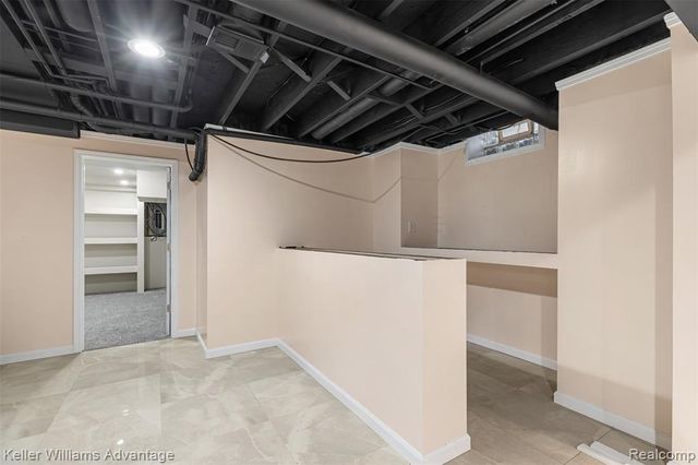 22627 Otter Road, New Boston, MI 48164