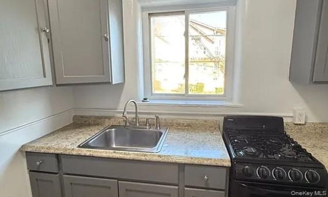 324 Grand Street, Newburgh, NY 12550