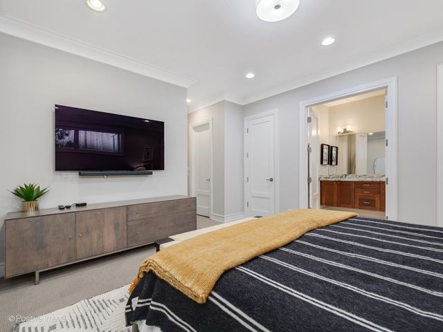 1046 W Altgeld Street 1N, Chicago, IL 60614