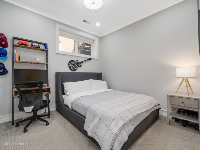 1046 W Altgeld Street 1N, Chicago, IL 60614