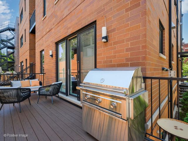 1046 W Altgeld Street 1N, Chicago, IL 60614