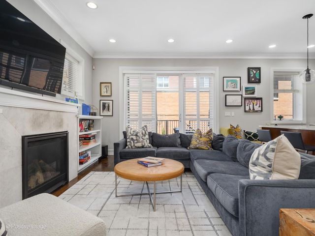 1046 W Altgeld Street 1N, Chicago, IL 60614