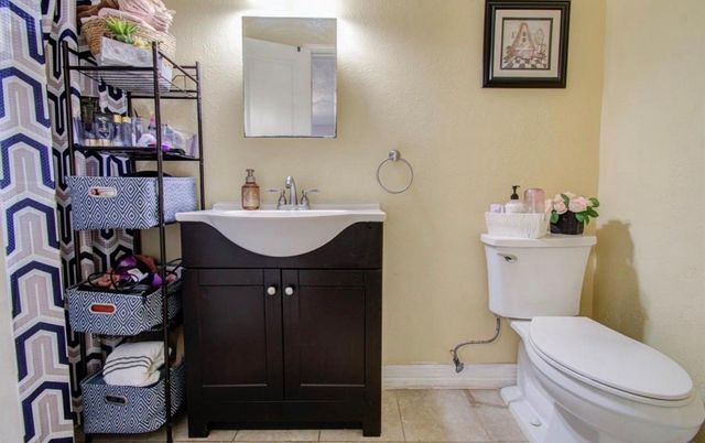 5423 N Shady Creek Drive, Houston, TX 77017