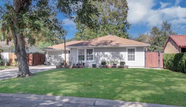 5423 N Shady Creek Drive, Houston, TX 77017