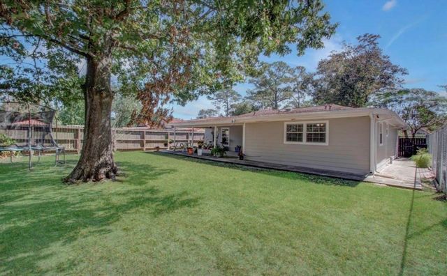 5423 N Shady Creek Drive, Houston, TX 77017