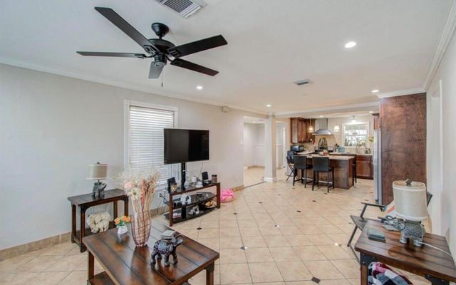 5423 N Shady Creek Drive, Houston, TX 77017