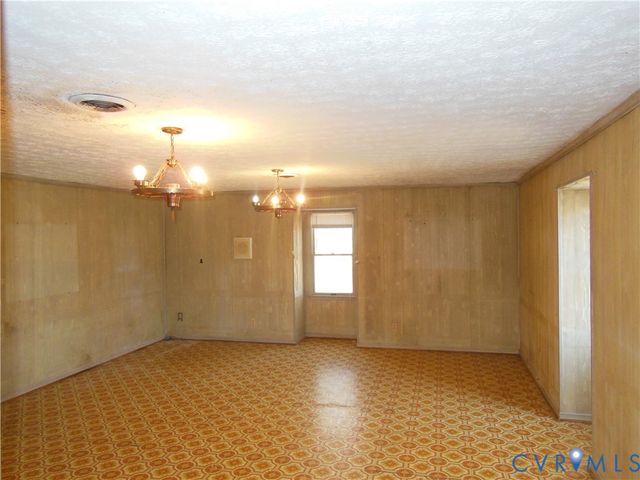 4605 Hero Ct, Petersburg, VA 23803