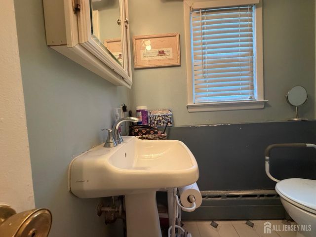 770 N Adams Lane, North Brunswick, NJ 08902