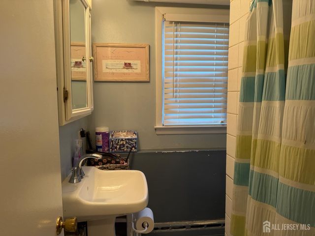770 N Adams Lane, North Brunswick, NJ 08902