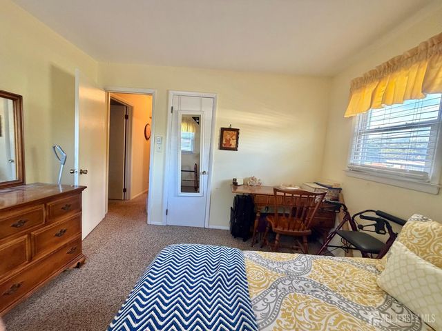 770 N Adams Lane, North Brunswick, NJ 08902