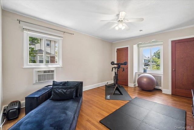 105 Longview Avenue, White Plains, NY 10605