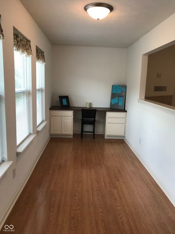 12172 Black Hills Drive, Fishers, IN 46038