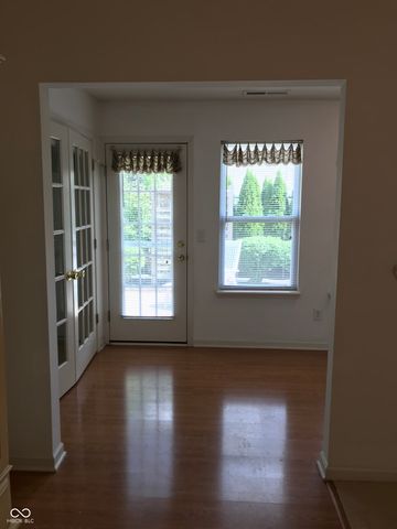 12172 Black Hills Drive, Fishers, IN 46038