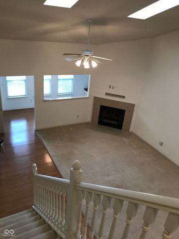 12172 Black Hills Drive, Fishers, IN 46038