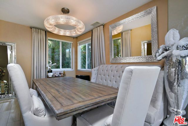 3661 El Encanto Drive, Calabasas, CA 91302