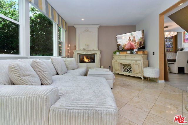 3661 El Encanto Drive, Calabasas, CA 91302