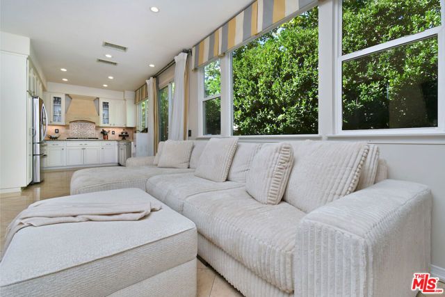 3661 El Encanto Drive, Calabasas, CA 91302