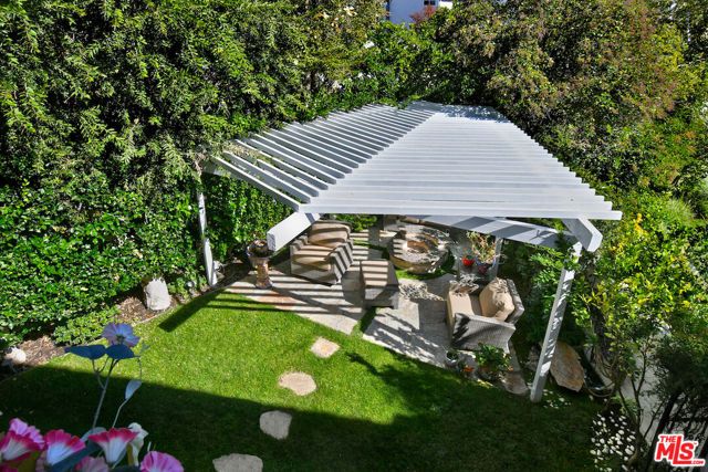 3661 El Encanto Drive, Calabasas, CA 91302