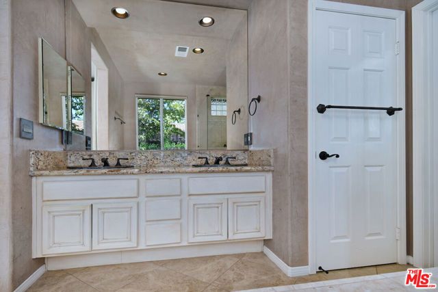 3661 El Encanto Drive, Calabasas, CA 91302