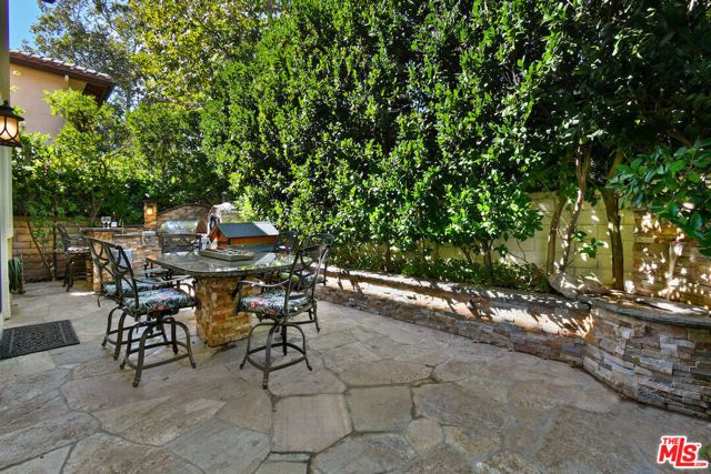 3661 El Encanto Drive, Calabasas, CA 91302