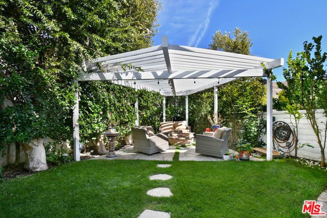 3661 El Encanto Drive, Calabasas, CA 91302