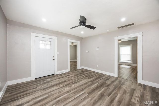 319 W Dee Street, Lebanon, IL 62254