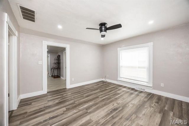 319 W Dee Street, Lebanon, IL 62254