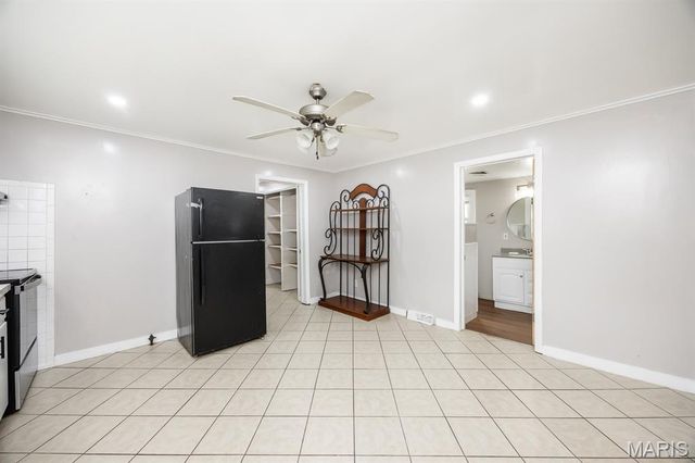 319 W Dee Street, Lebanon, IL 62254